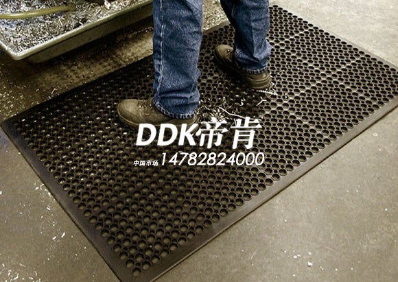 圓孔橡膠墊碎屑收集墊，多空橡膠墊，防滑橡膠墊，90 厘米X150 厘米防滑地墊，橡膠抗疲勞地墊