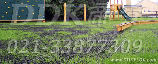 兒童游戲區(qū)黑色樣板圖片，帝肯(DDK)_400_222效果圖，草坪保護(hù)墊