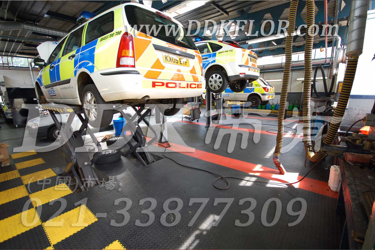 什么是汽車維修車間內(nèi)的“三不落地”原則？實行“三不落地”的措施有何優(yōu)點？