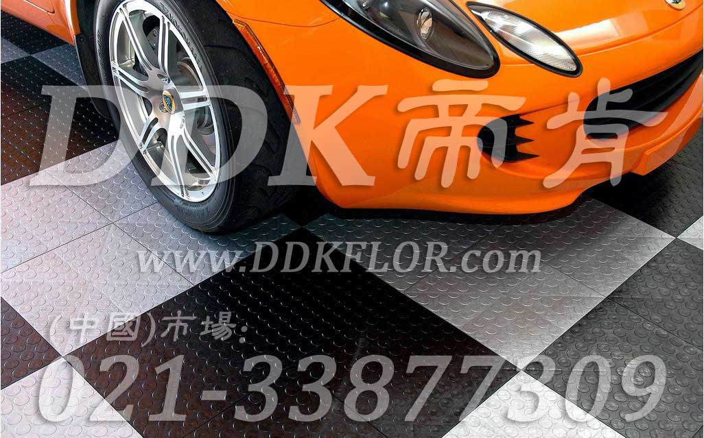 黑+淡灰_4S店汽車展廳地面材料樣板圖片,帝肯(DDK)_3000_680(展會(huì)地板材料)效果圖 黑+淡灰_4S店汽車展廳地面材料樣板圖片,帝肯(DDK)_3000_680(展會(huì)地板材料)效果圖,會(huì)展地板,可拼接展會(huì)塑膠地板,展會(huì)地板,展會(huì)地膠,展廳塑料格柵,展廳展車地墊,展臺(tái)地板,展銷會(huì)專用地板,摩托車展臺(tái),汽車4s店卡扣展示板,汽車展廳地墊,汽車展廳地板,汽車展臺(tái),汽車展示地墊,車型展示板,車展地板,車展地膠,