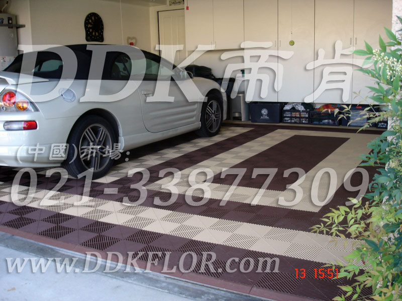 私人車庫(kù)地面鋪裝地板材料(27)_咖啡加卡其組合樣板圖片,帝肯(DDK)_8100_C618(私人車庫(kù)地面材料)效果圖 私人車庫(kù)地面鋪裝地板材料(27)_咖啡加卡其組合樣板圖片,帝肯(DDK)_8100_C618(私人車庫(kù)地面材料)效果圖,別墅私家車庫(kù)裝修,車庫(kù)pvc地板,車庫(kù)地坪,車庫(kù)地墊,車庫(kù)地板,車庫(kù)地膠,車庫(kù)塑料地毯,車庫(kù)塑膠地板,車庫(kù)防滑墊