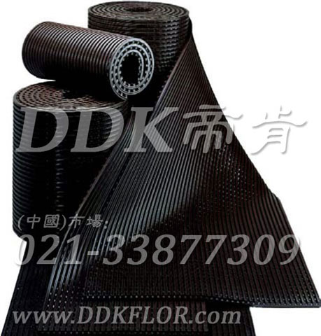 ��ɫ�Q�l�y͸ˮ��̺,