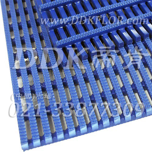 蘭色通底型防滑防疲勞毯（7）樣板圖片,帝肯(DDK)_1900（Comfort|康福特）效果圖，pvc防水地墊,pvc防滑卷材,z字型疏水墊,室外防水地板,塑膠透水地板,排水地墊,排水地板,排水防滑墊,泄水型地板磚,漏水地墊,漏水地膠,漏水橡膠墊,漏水防滑墊,疏水板,疏水墊,疏水型抗疲勞地墊,疏水地墊,疏水地席,疏水地毯,疏水防滑墊,疏水防滑地墊,疏水磚,耐油耐水地墊,透水地墊,透水地板膠墊,防水地墊,防水地毯,防水地膠墊,防水墊,防水防滑墊,防滑隔水墊,隔水地墊,隔水地板,隔水材料,工業(yè)耐油地墊,耐油地墊,耐油工業(yè)橡膠墊,耐油橡膠地墊,耐油膠墊,耐油橡膠墊,耐油防滑地墊,耐油防滑墊,重型防滑耐油墊,防油地墊,防油防滑墊,塑料防滑網(wǎng)格墊,塑料網(wǎng)格扳,塑料網(wǎng)格防滑地墊,工業(yè)用格柵地墊,柵格地墊,網(wǎng)格地墊,網(wǎng)格塑料地板墊,網(wǎng)格塑料墊,網(wǎng)格防滑墊,網(wǎng)格地板,防滑塑料網(wǎng)格,網(wǎng)孔地墊,網(wǎng)眼防滑,網(wǎng)狀防滑墊,網(wǎng)狀地毯