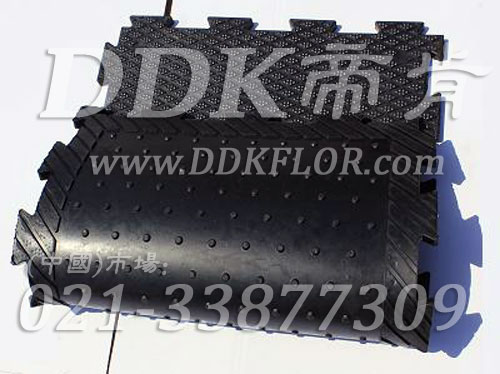 菱形紋_拼接型抗壓地板(3)樣板圖片,帝肯(DDK)_4300_9979(車間地面抗壓耐磨材料)效果圖 菱形紋_拼接型抗壓地板(3)樣板圖片,帝肯(DDK)_4300_9979(車間地面抗壓耐磨材料)效果圖,耐壓地板,耐壓耐磨地毯,耐重壓地墊,耐重壓地板,pvc承重地板,維修車間地板,車間防砸地板,工業(yè)地磚,車間地板磚,工廠地板膠,工廠地膠,工業(yè)地板膠,工業(yè)地板磚,工業(yè)地板,廠房地板材料,倉(cāng)庫(kù)地板,倉(cāng)庫(kù)防潮地膠,倉(cāng)庫(kù)塑膠地板