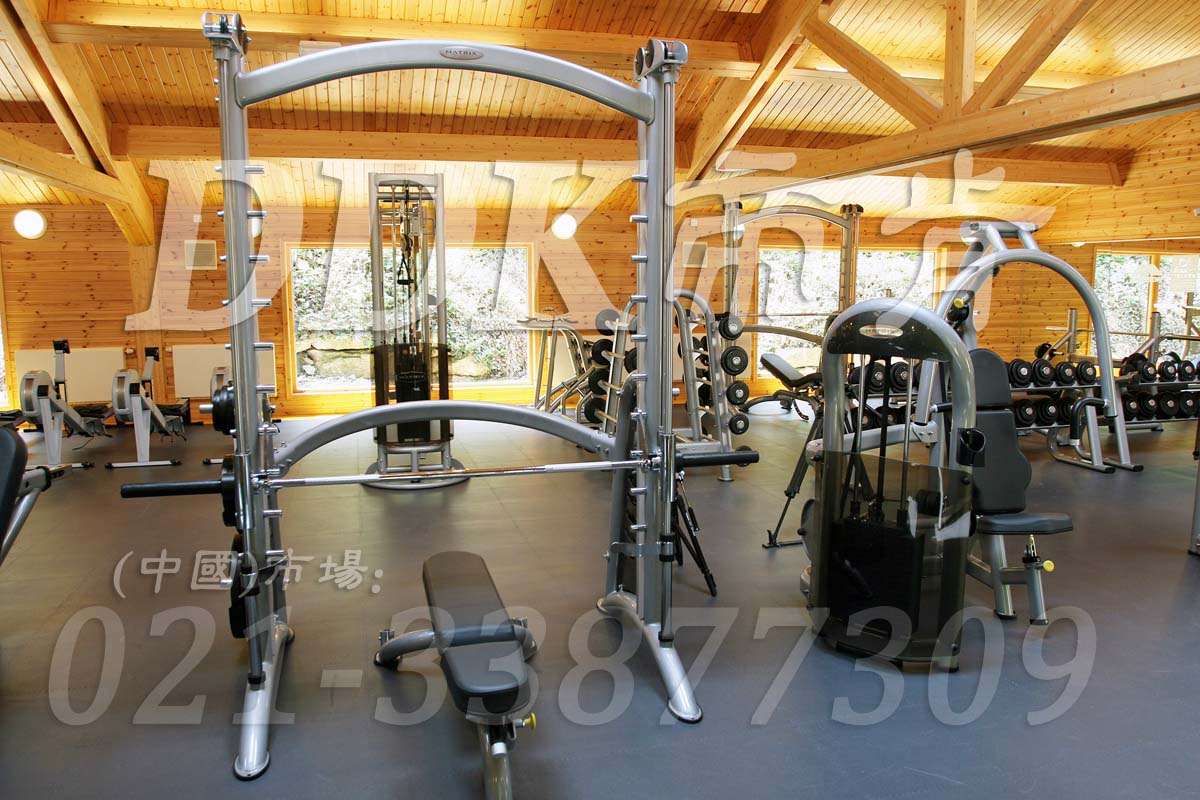 室內(nèi)健身房運(yùn)動(dòng)地面材料(7)_灰色樣板圖片,帝肯(DDK)_2000_3020(健身房地面鋪裝材料)效果圖 室內(nèi)健身房運(yùn)動(dòng)地面材料(7)_灰色樣板圖片,帝肯(DDK)_2000_3020(健身房地面鋪裝材料)效果圖,健身房pvc塑膠地板,健身房地墊,健身房地板,健身房地板膠,健身房地毯,健身房地膠,健身房橡膠地板,健身房防震地墊,運(yùn)動(dòng)地墊,運(yùn)動(dòng)地板,運(yùn)動(dòng)地膠