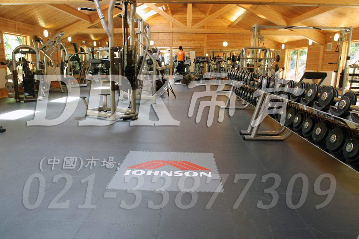 室內(nèi)健身房運(yùn)動(dòng)地面材料(9)_灰色樣板圖片,帝肯(DDK)_2000_3020(健身房地面鋪裝材料)效果圖 室內(nèi)健身房運(yùn)動(dòng)地面材料(9)_灰色樣板圖片,帝肯(DDK)_2000_3020(健身房地面鋪裝材料)效果圖,健身房pvc塑膠地板,健身房地墊,健身房地板,健身房地板膠,健身房地毯,健身房地膠,健身房橡膠地板,健身房防震地墊,運(yùn)動(dòng)地墊,運(yùn)動(dòng)地板,運(yùn)動(dòng)地膠