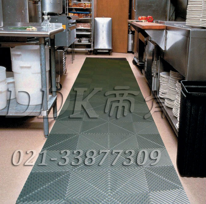 灰白相間新型廚房防滑地磚(4)樣板圖片,帝肯(DDK)_8100_798(酒店廚房防滑地面材料)效果圖 灰色相間新型廚房防滑地磚(9)樣板圖片,帝肯(DDK)_8100_798(酒店廚房防滑地面材料)效果圖,廚房地膠,廚房防滑地墊,廚房防滑地磚,廚房防滑墊,廚房地墊,餐廳防滑地墊,食堂用防滑地墊,防潮地板磚,防潮地板,隔水地板