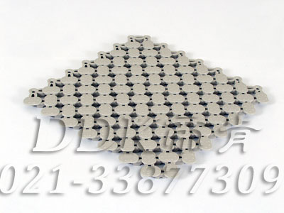 淡卡其色_橢圓表面_互扣式網(wǎng)孔防滑地膠（4）樣板圖片，帝肯(DDK)_8200（ODL|達(dá)喜）效果圖，工業(yè)用格柵地墊,浴室pvc格柵地板,柵格地墊,排水地墊,pvc防水地墊,塑膠透水地板,衛(wèi)生間地板隔水墊,衛(wèi)生間地墊,衛(wèi)浴防滑墊,衛(wèi)生間防水地墊,衛(wèi)生間防滑地墊,衛(wèi)生間防滑墊,衛(wèi)生間地膠,漏水地墊,漏水地膠,排水防滑墊,排水地板,疏水墊,疏水板,疏水磚,疏水防滑地墊,疏水防滑墊,耐油耐水地墊,漏水防滑墊,疏水地墊,疏水地毯,疏水地席,浴室防滑疏水磚,透水地墊,透水地板膠墊,透水防滑塑膠地墊,防水地墊,防水地毯,防水地膠墊,防水墊,防水防滑墊,防滑隔水墊,隔水地墊,隔水地板,隔水材料,泄水型地板磚,PVC拼接地墊,塑料拼接地板,拼接式防滑墊,拼接式地墊,拼裝地墊,拼裝地膠,防滑拼墊,泳池地膠,泳池防滑地墊,泳池防滑地毯,洗手間地墊,洗手間防滑地毯,洗手間防滑墊,洗浴防滑墊,洗澡間防滑墊,游泳池地墊,游泳池防滑地膠,游泳池防滑墊,游泳館防滑墊,浴池防滑地墊,浴池防滑墊,浴室防滑地墊,浴室防滑地磚,浴室防滑地膠,浴室防滑墊,浴室地墊,浴室地板,浴室地板磚,浴室地毯,浴室地磚,浴室墊,淋浴房防滑墊