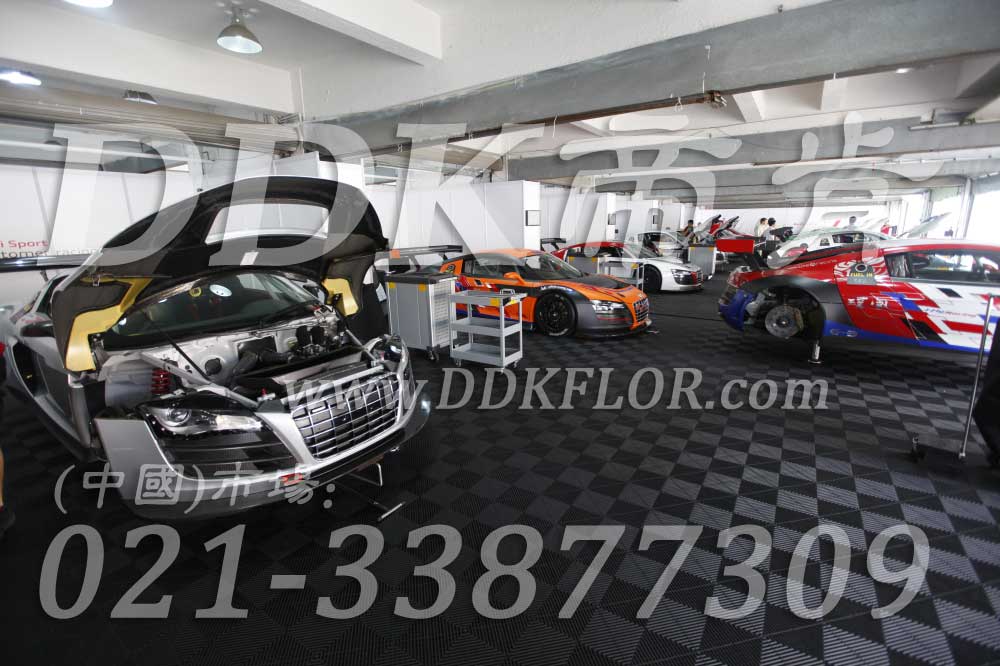 8-F1珠海站汽車維護區(qū)專用黑色抗壓地板樣板圖片,帝肯(DDK)_8100_6008（賽車P房帳篷地板）效果圖，帳篷地膠