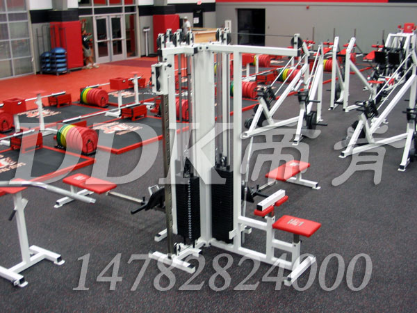 健身房器械區(qū)地板是什么材料？樣板圖片,帝肯(DDK)_S3020_P500（Niki|耐柯）效果圖，自由力量區(qū)地膠