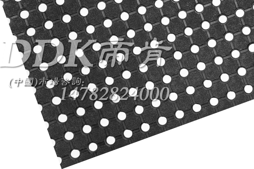 【帶孔防滑橡膠地毯】DDK4500帶孔防滑地膠墊卷材 防曬_抗凍_疏水 【帶孔防滑橡膠地毯】帶孔防滑地膠墊卷材 防曬_抗凍_疏水