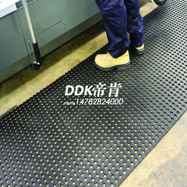 1.8*10�׶�׾����m���ڳ���^(q��)������Ͱ�ȫ�����؉|10mm�����z�|
